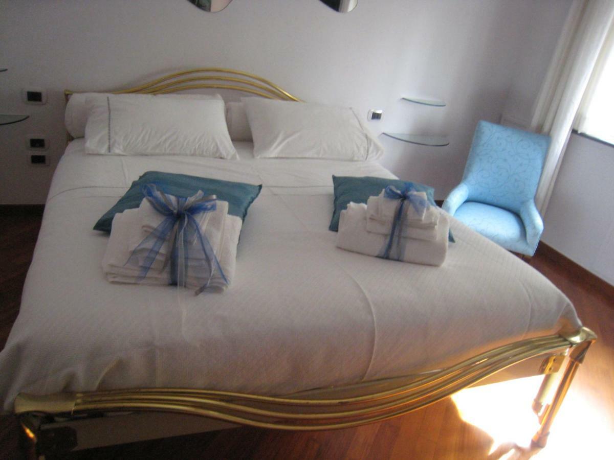 Dimora Tafuri Bed and Breakfast Salerno Exterior foto